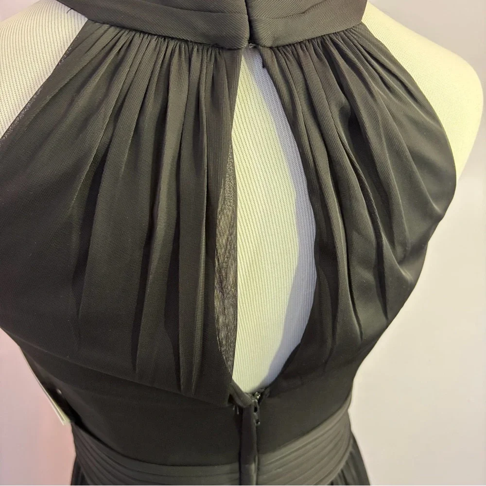 David’s Bridal Long Chiffon Crisscross Dress, NWT, Size 4 - Picture 8 of 11